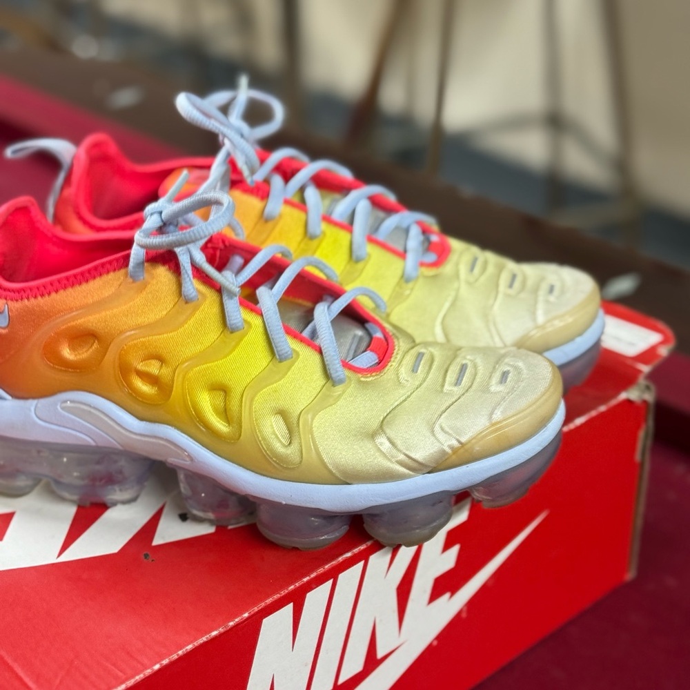 Women Nike Air Max Sz 7